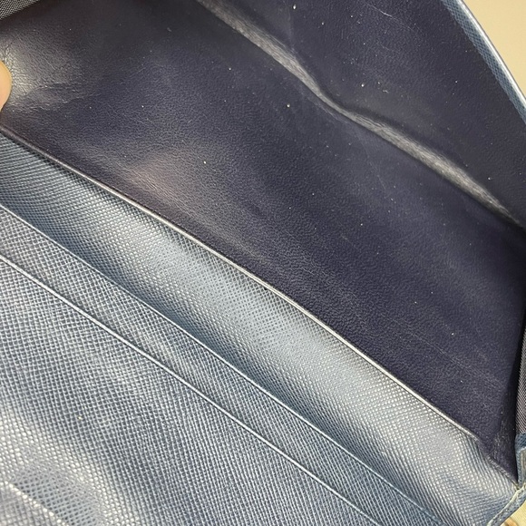 Gucci Navy Blue Leather Long Wallet with Clasp - Picture 6 of 9